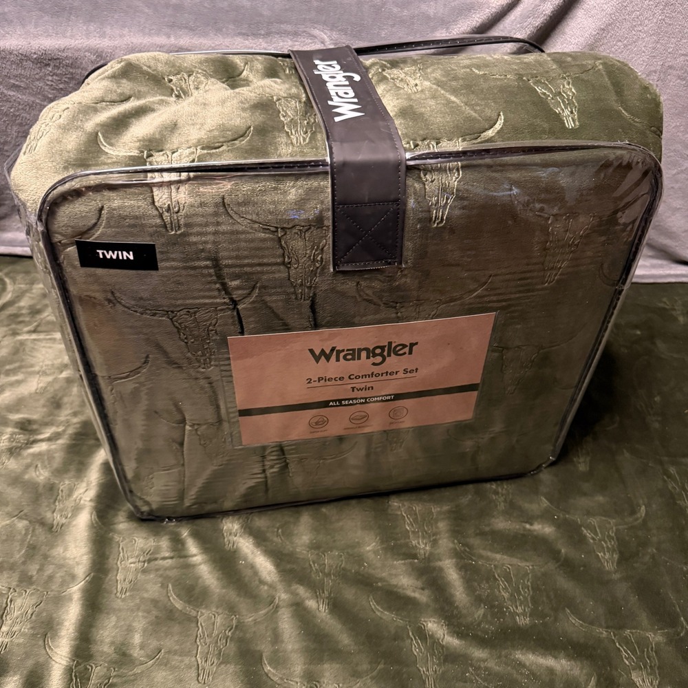 Wrangler Comforter Set Twin Olive‎ Green NEW Plush Longhorn Skull Western
